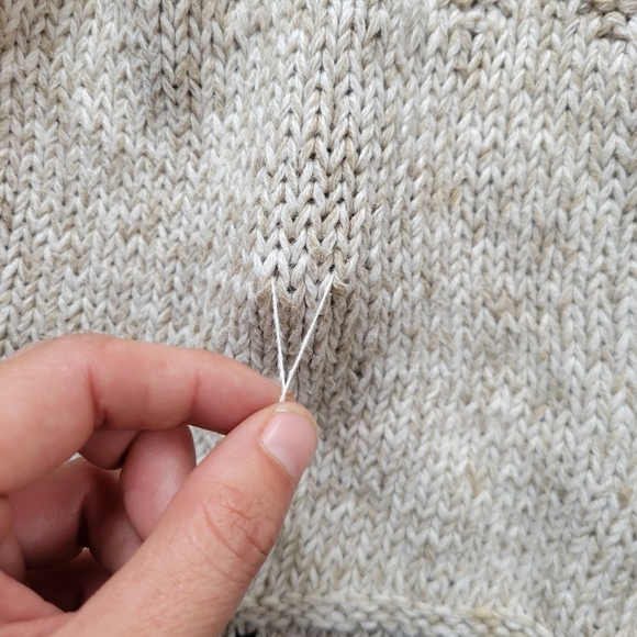 Woolrich Vintage Embroidered Sweater Long Sleeve Maple Leaves Women’s Size Large - Picture 2 of 5